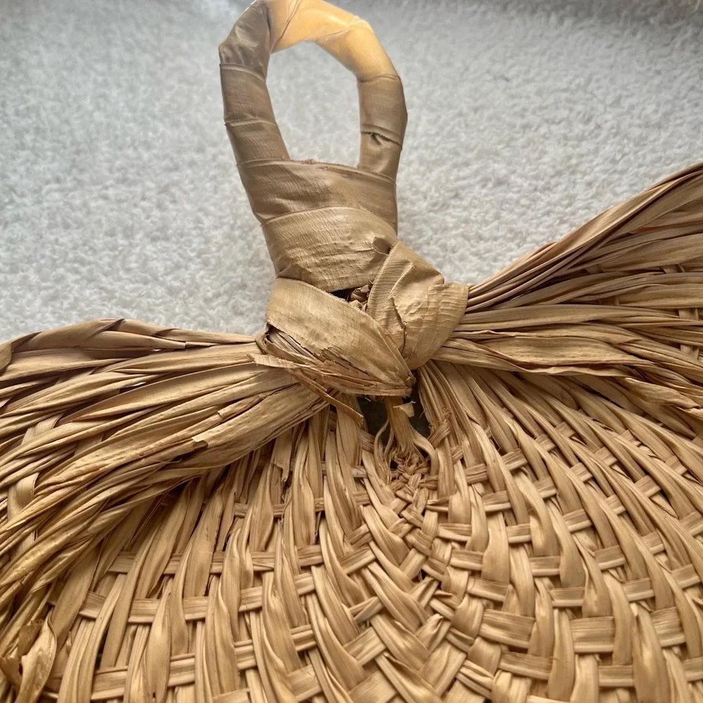 Natural Raffia Hand Fans - Picture 6 of 6